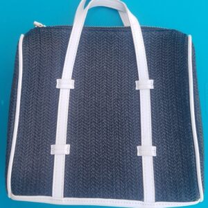 photo black and white purse