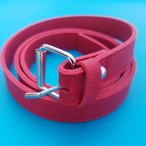 photo classic red belt